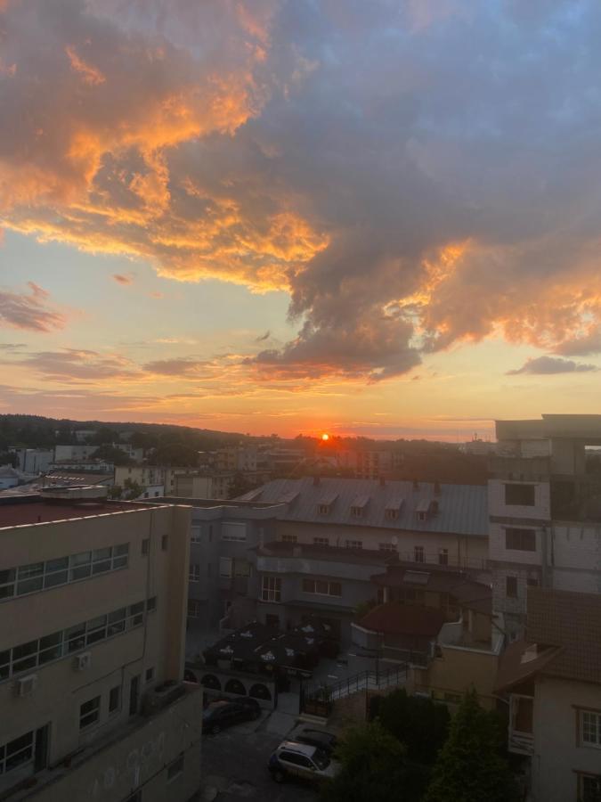 Pitesti Sunset View Zewnętrze zdjęcie